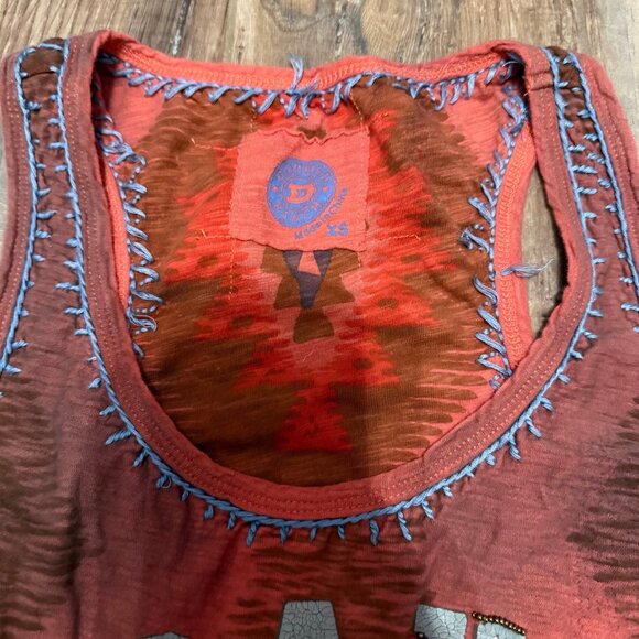 Double D Ranch Brave Razor Back Top - Picture 2 of 3